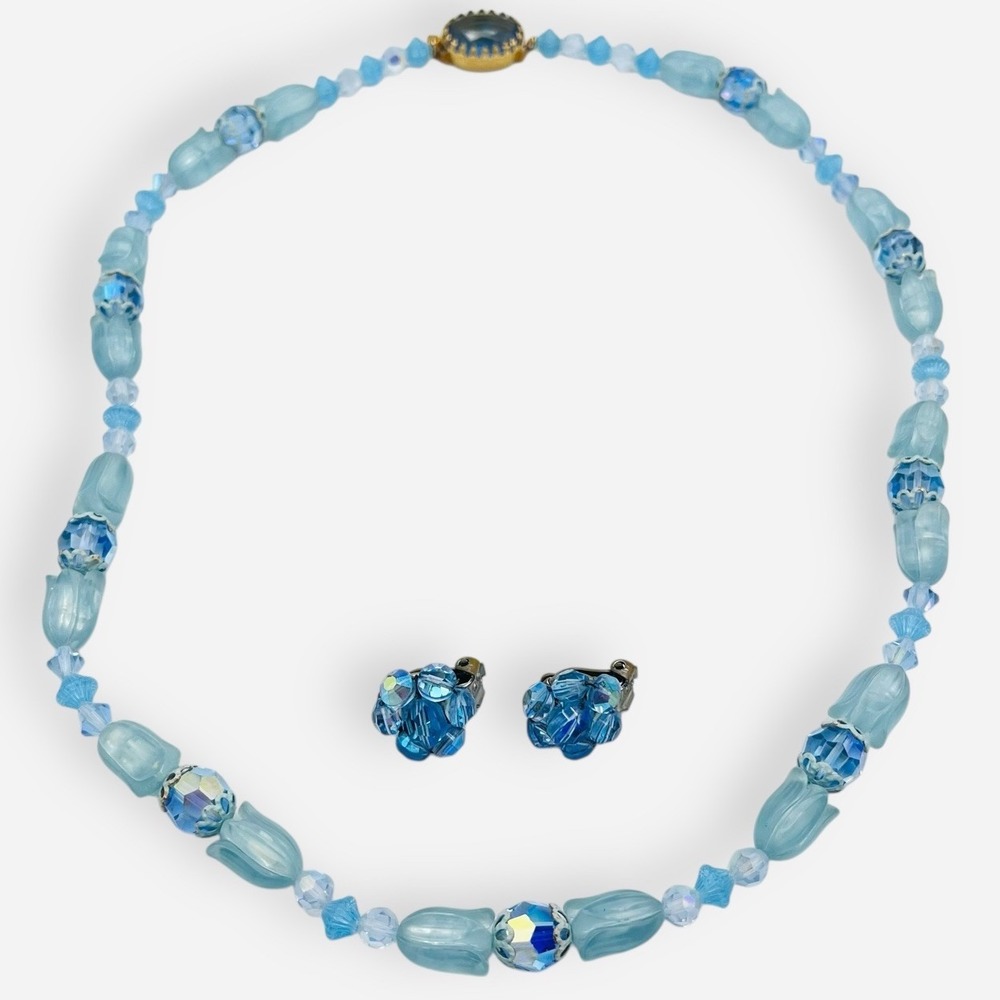 Vintage Blue Crystal Glass Aurora Borealis Beaded Tulips Necklace Earrings Gold
